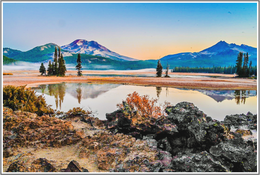 Main image Sparks Lake
